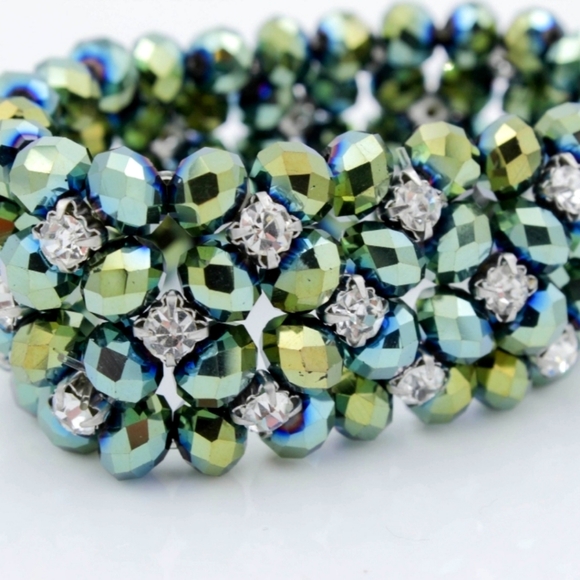 Vintage Y2K Jewelry - Vintage Peacock AB Stretch Bracelet